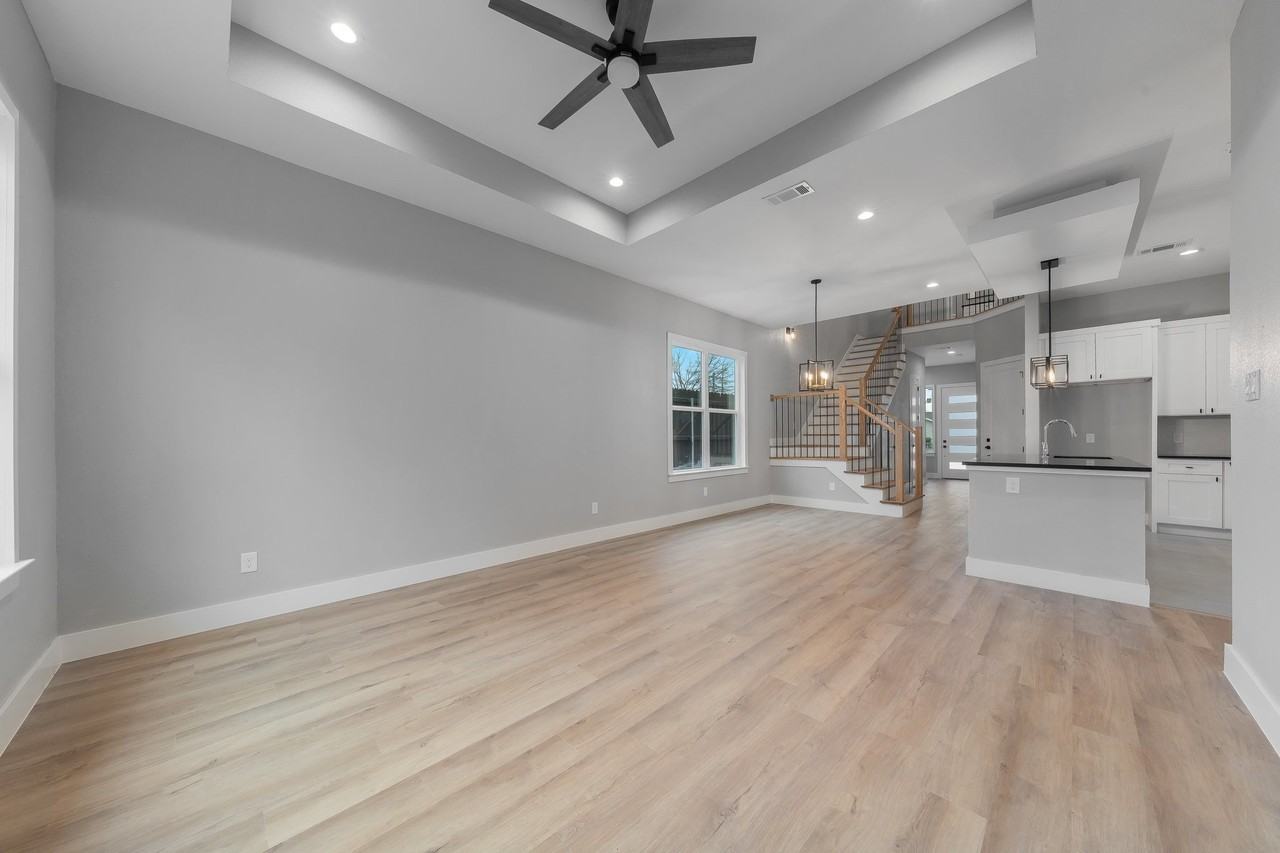 2810 Chicago St - Photo 7 of 27