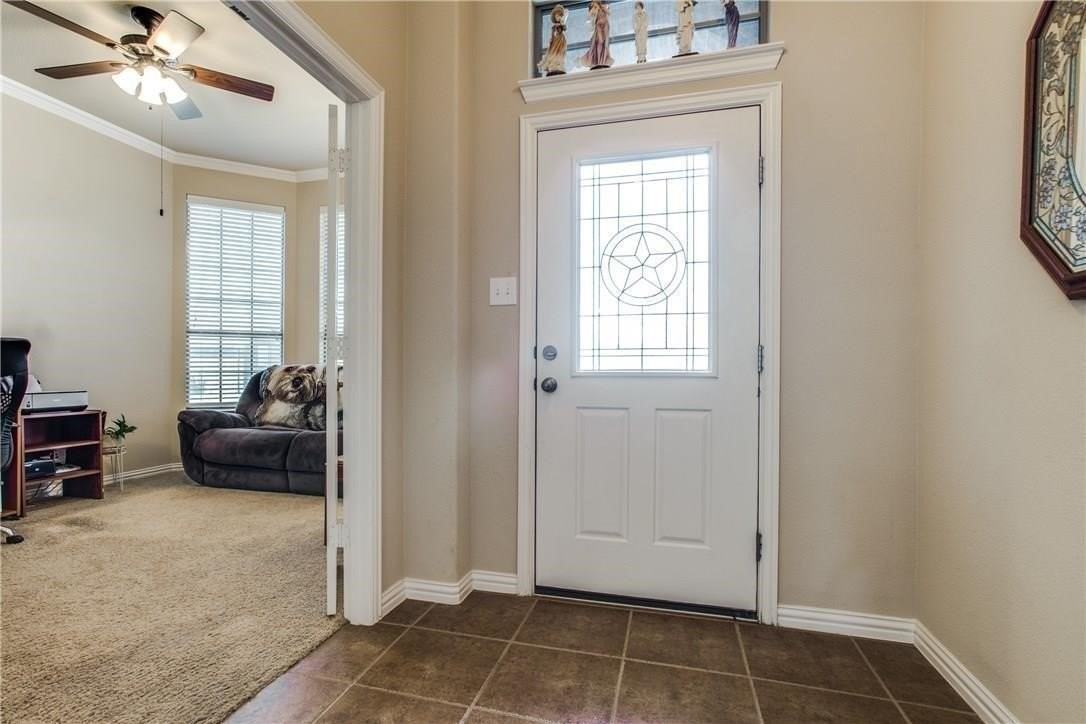 941 Lake Worth Trl - Photo 7 of 14