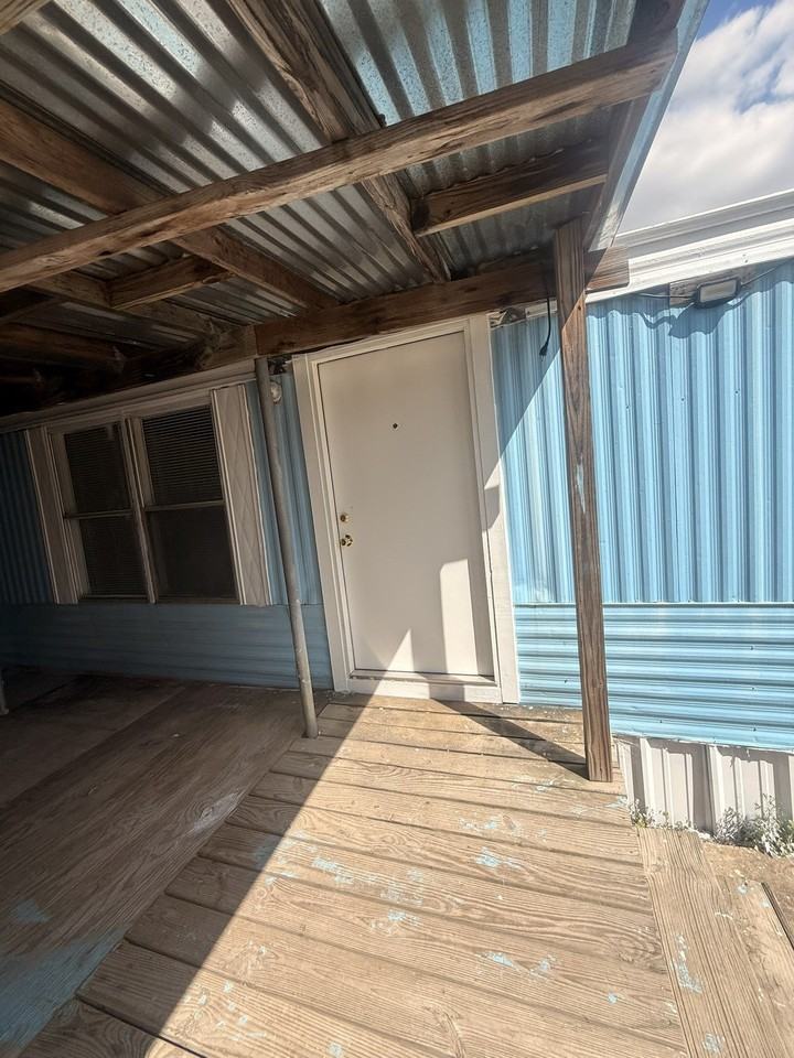 541 Simmons Way #7 - Photo 3 of 13