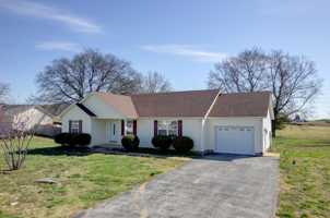featured image of 51 Winding Oaks
