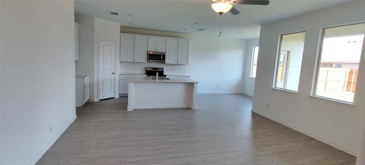4812 Sagerun Dr - Photo 6 of 27