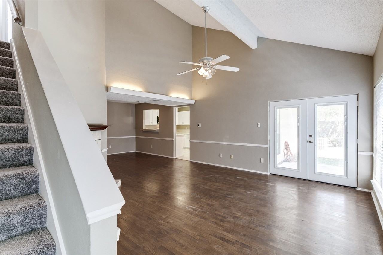 1633 San Francisco St - Photo 5 of 25