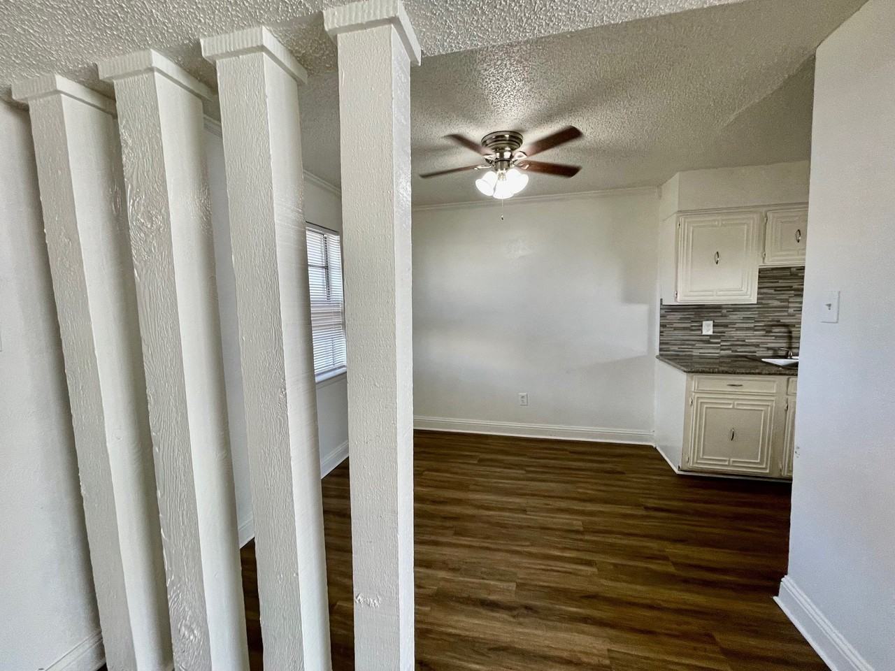 2310 Chapel Hill Ln - Photo 6 of 24