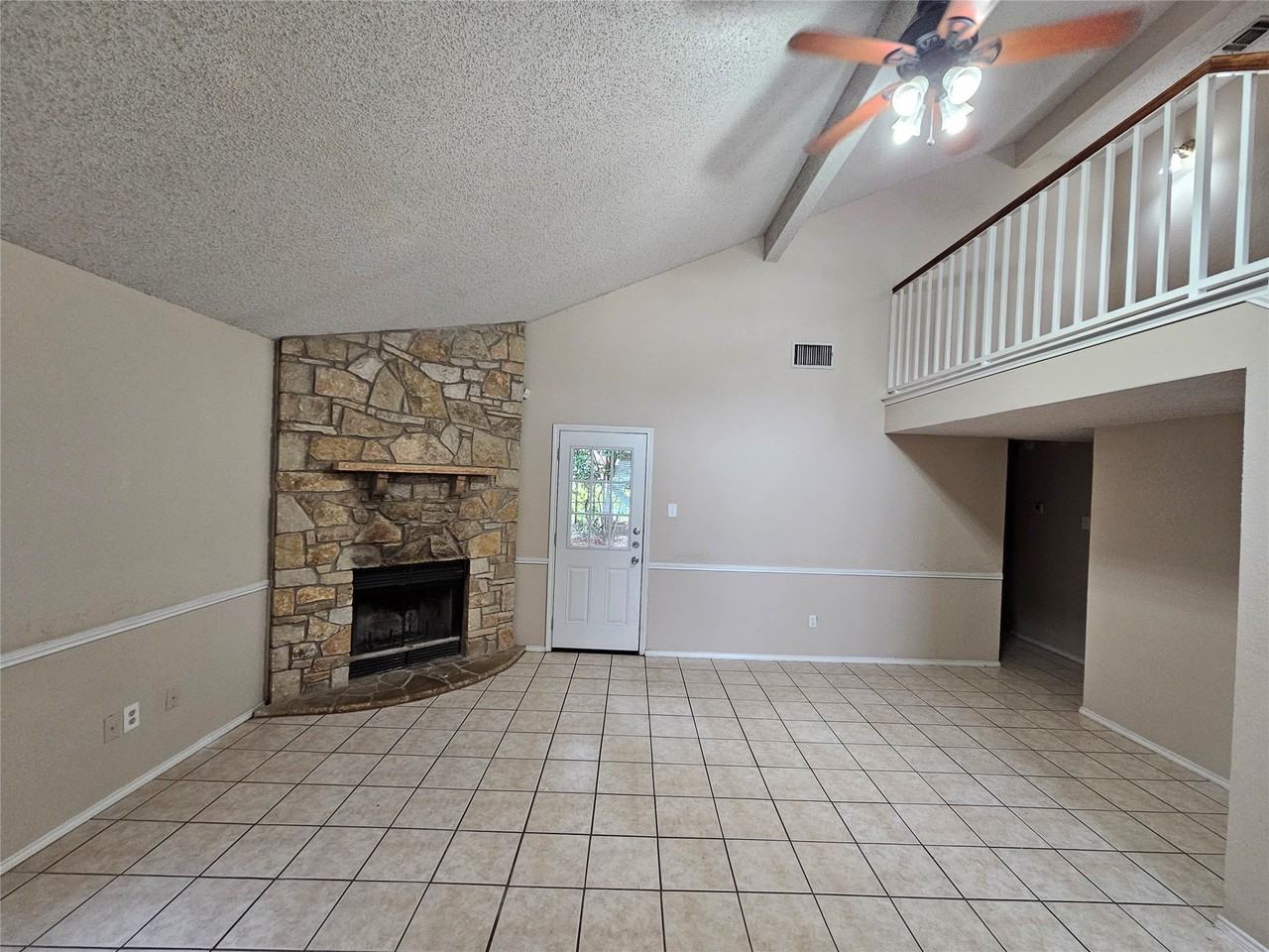 5 Canary Ct - Photo 6 of 33