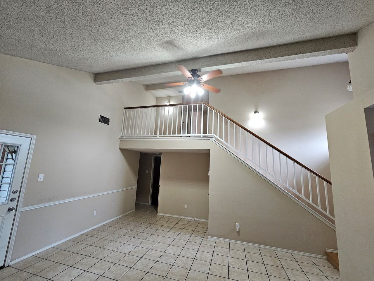 5 Canary Ct - Photo 7 of 33