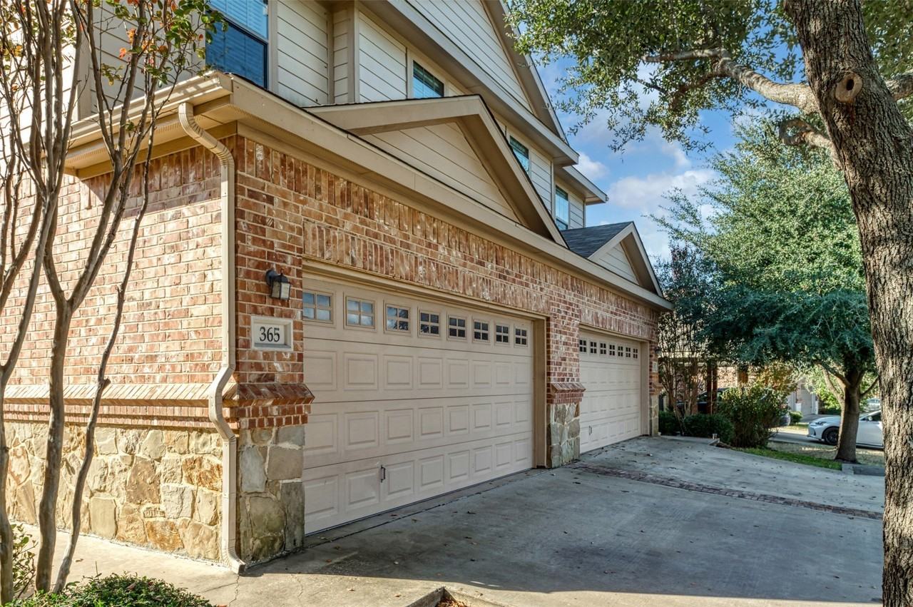 365 Orbit Dr - Photo 2 of 32