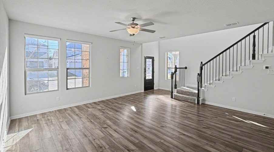 2653 Acadia Dr - Photo 5 of 39