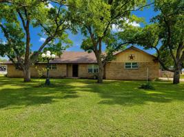 featured image of 536 E 4th St