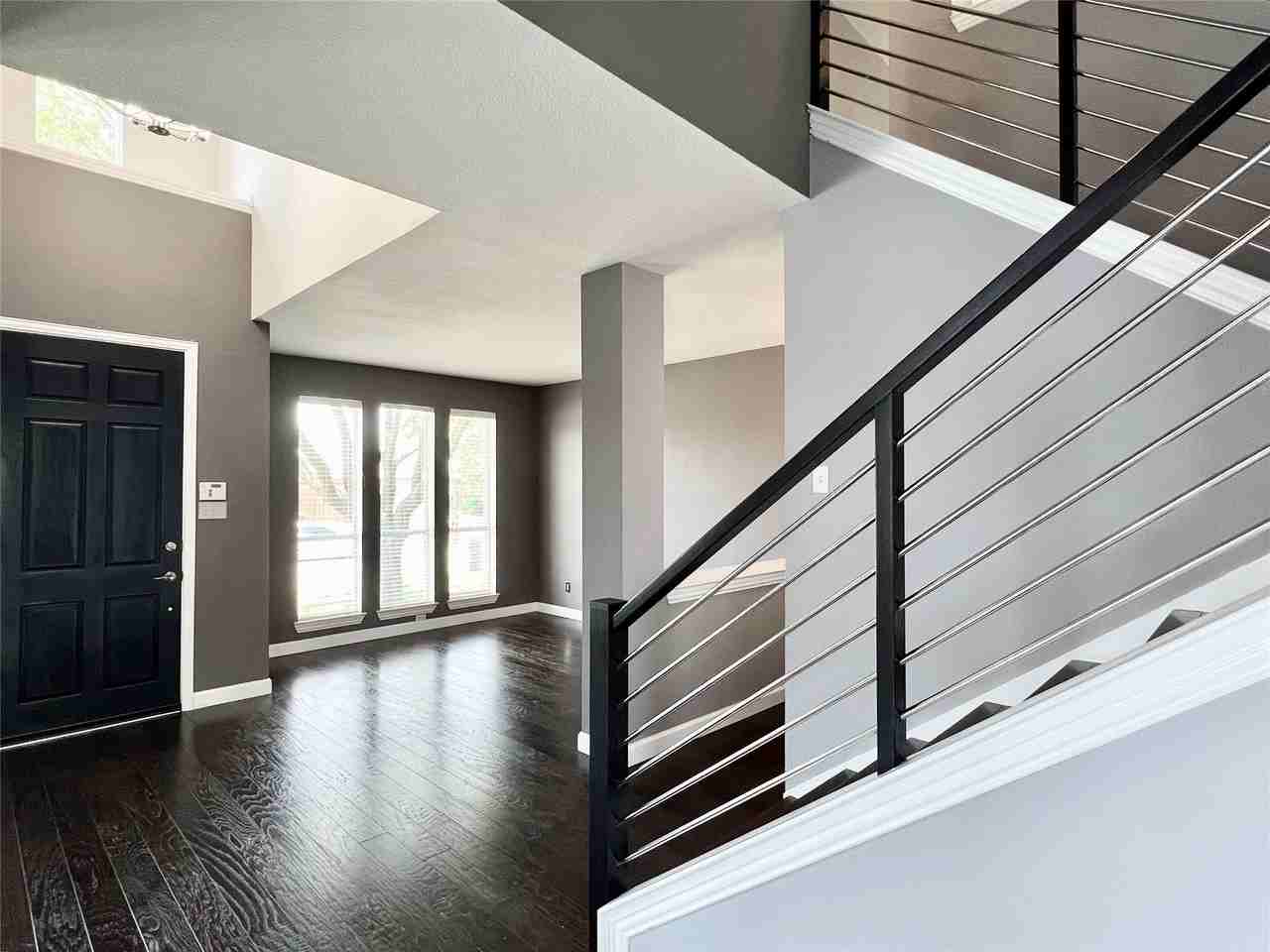 6902 Westover Dr - Photo 6 of 32
