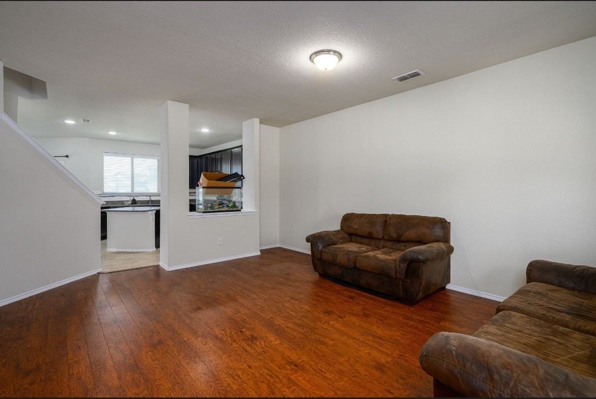 800 Cormorant Dr - Photo 6 of 30