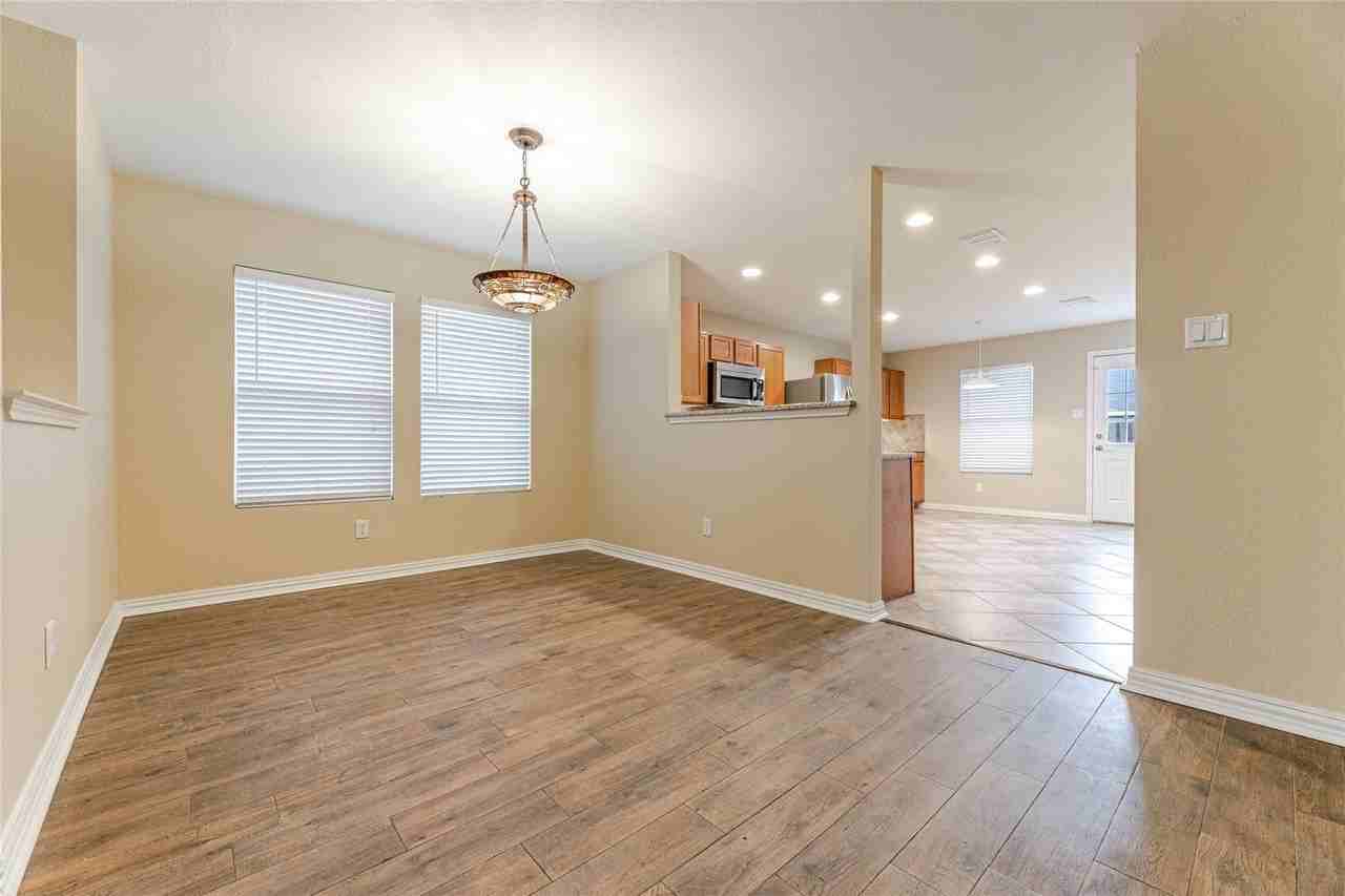 9013 Fremont Trl - Photo 6 of 27
