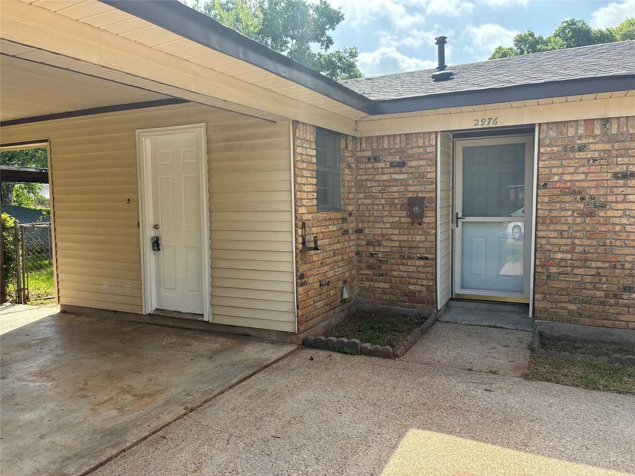 2976 Jeston Cir - Photo 3 of 14