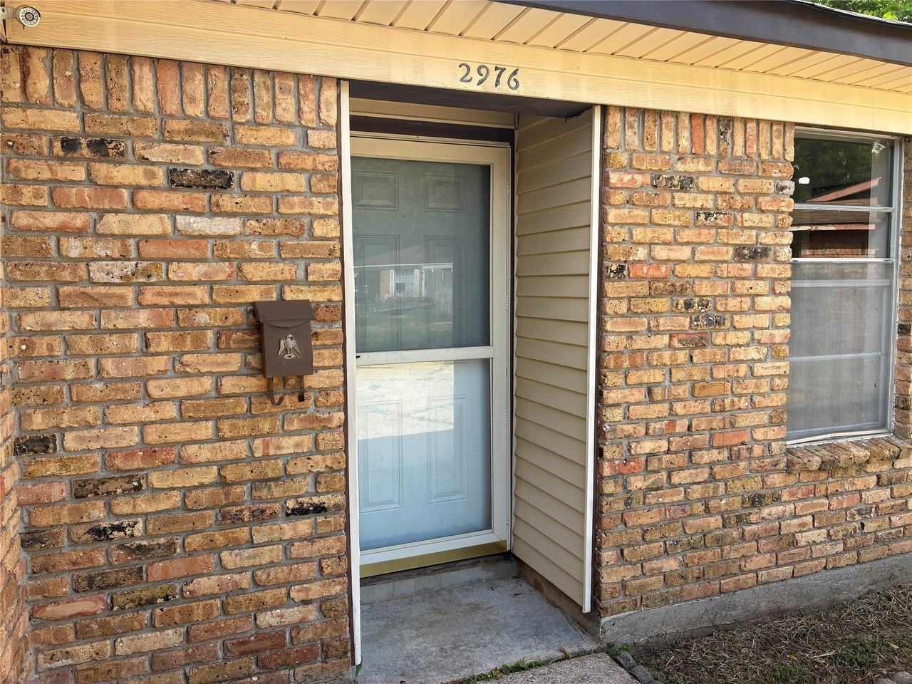 2976 Jeston Cir - Photo 4 of 14
