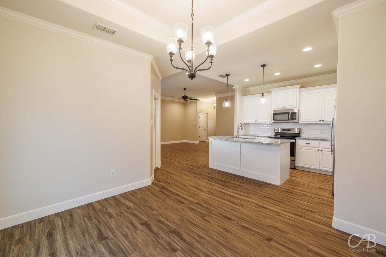 7325 Wildflower Way - Photo 7 of 34