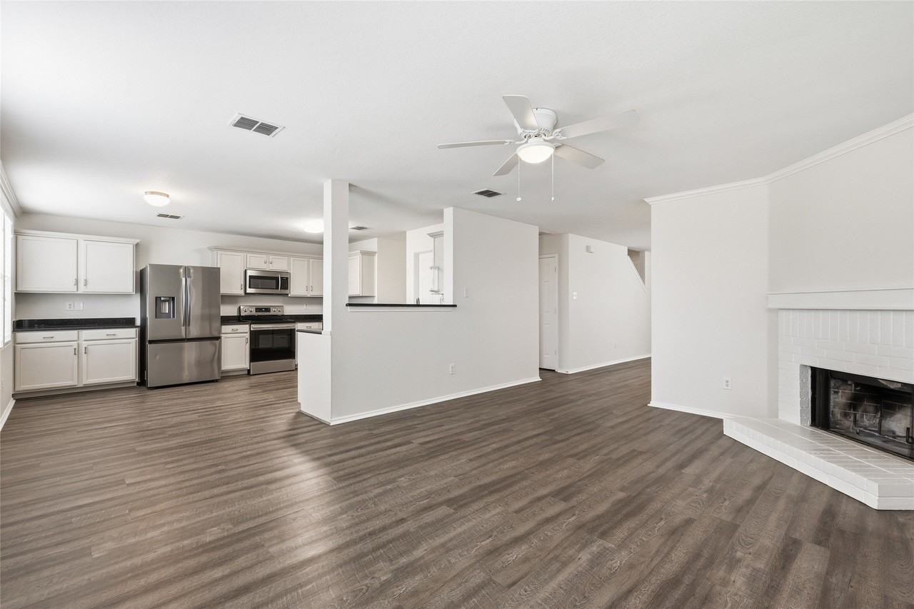 5073 Village Stone Ct - Photo 5 of 18