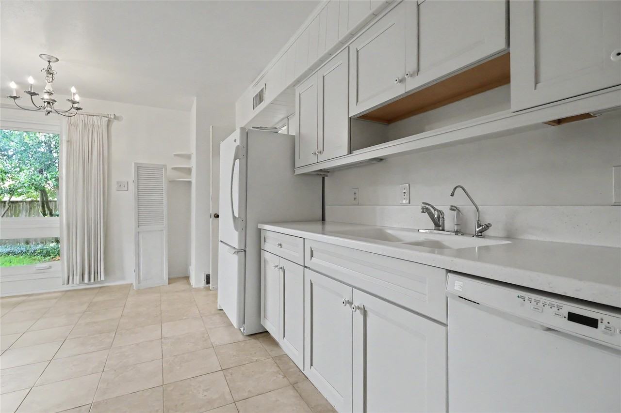 807 Edgefield Dr - Photo 6 of 22