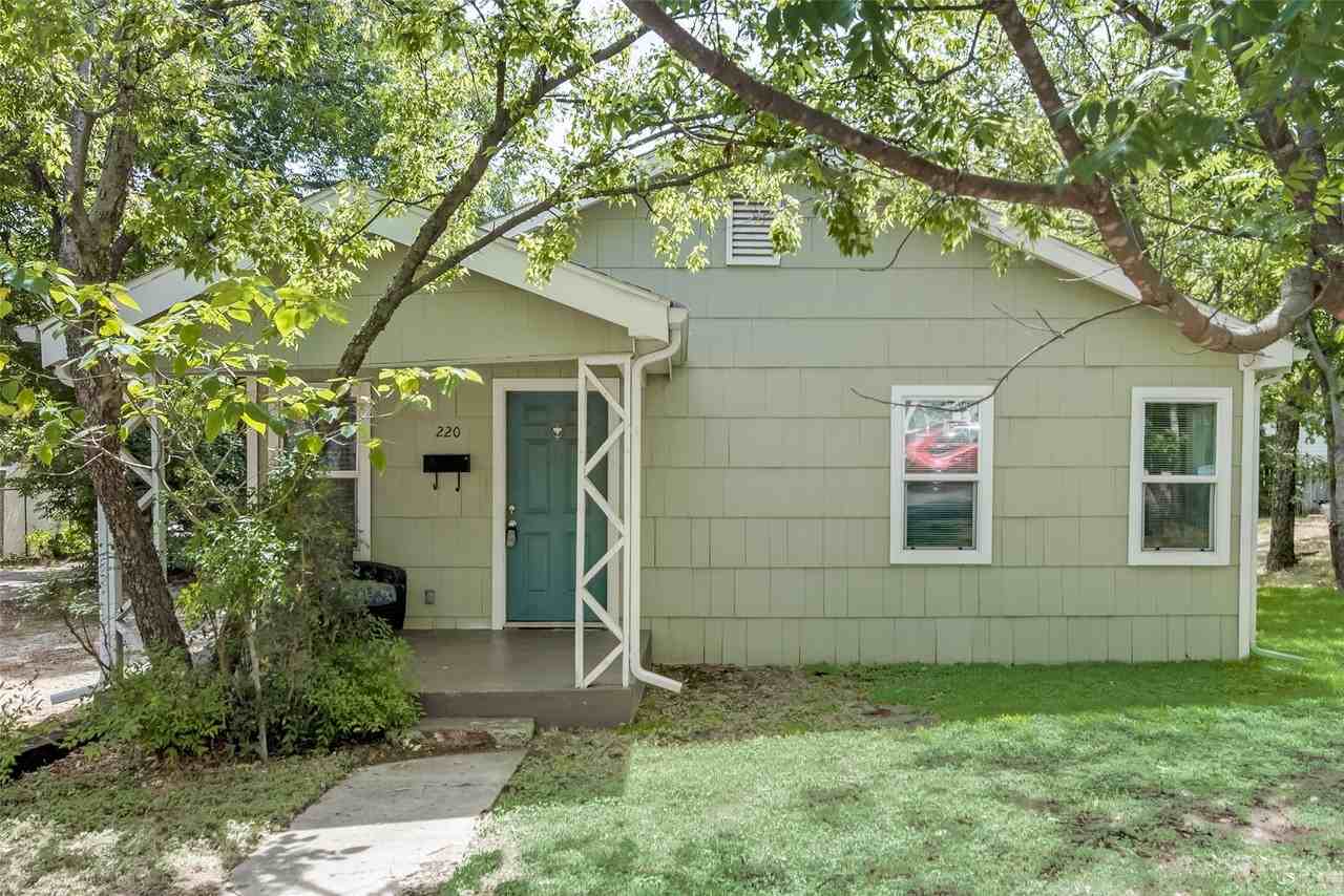 220 Jagoe St - Photo 2 of 19