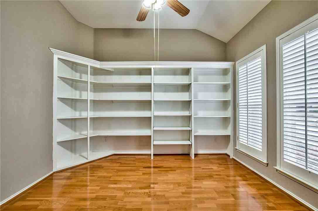 3016 Afton Ridge Dr - Photo 4 of 34