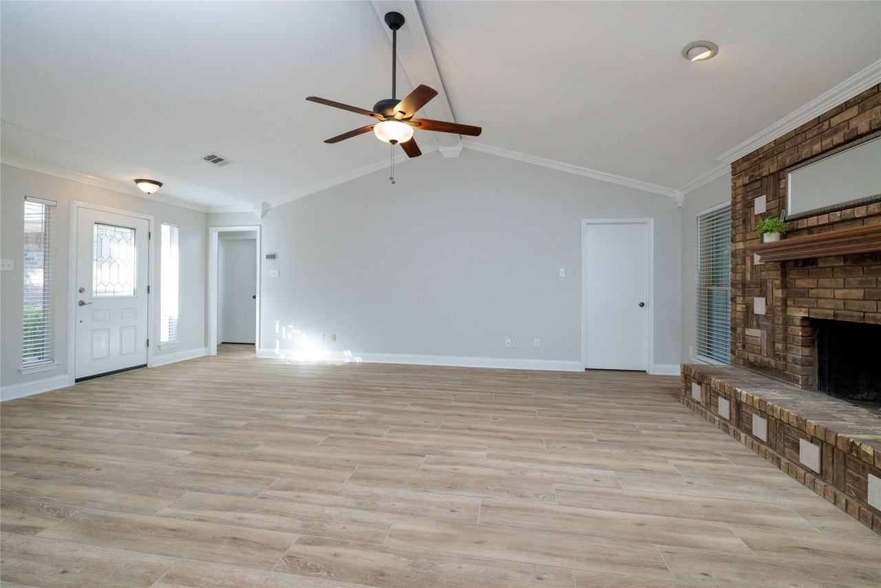 5 Llano Dr - Photo 6 of 36