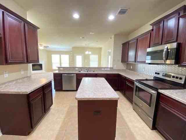 130 Meadow Crest Dr - Photo 6 of 21