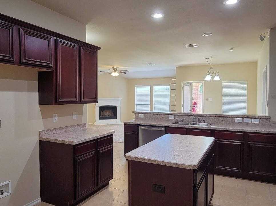 130 Meadow Crest Dr - Photo 7 of 21