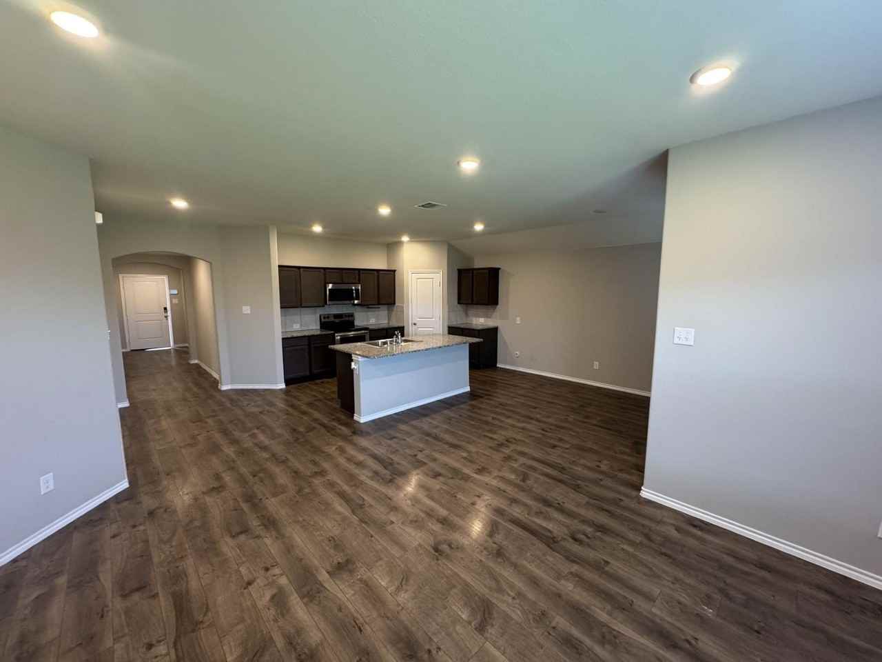 929 Alton Dr - Photo 7 of 16