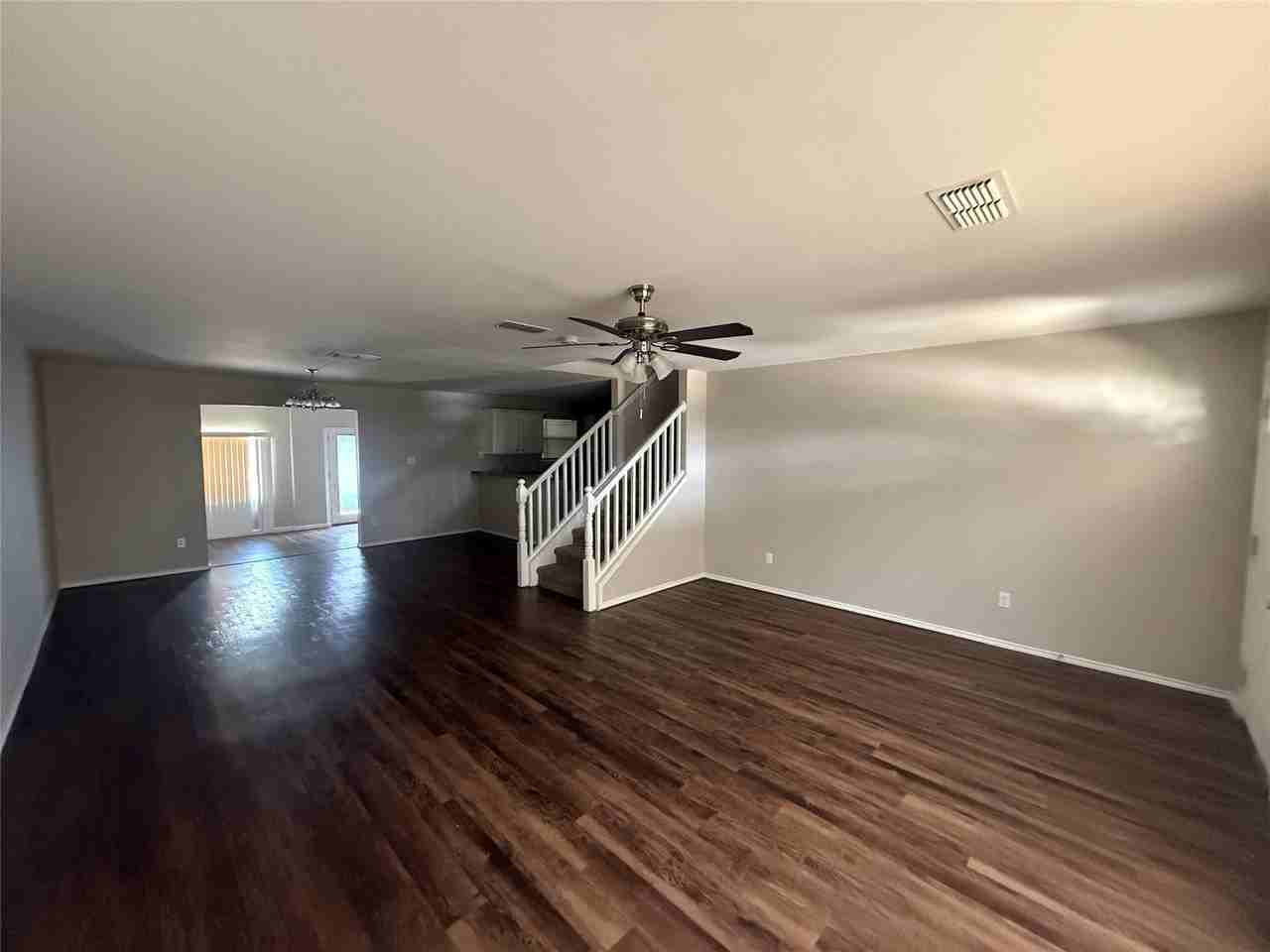 416 Heritage Dr - Photo 3 of 22