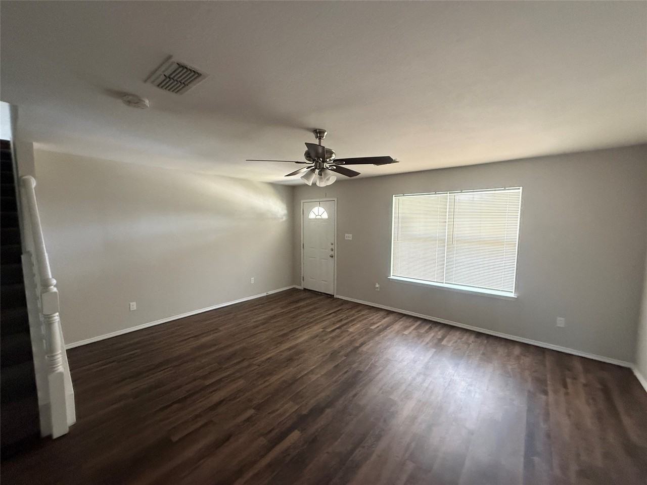 416 Heritage Dr - Photo 4 of 22