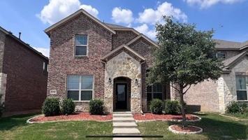 featured image of 2405 Larimar Dr