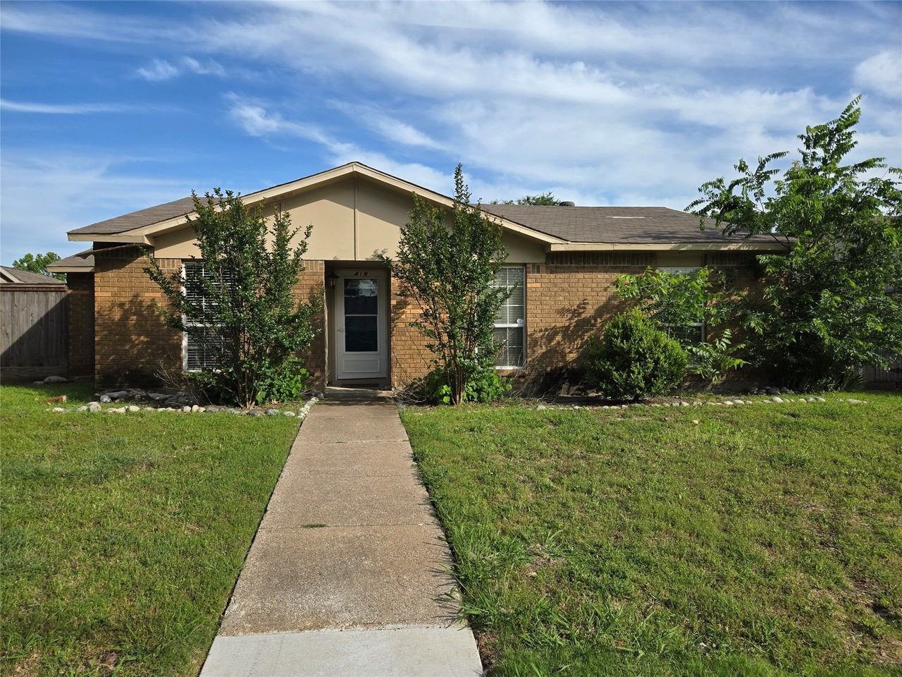 419 Woodhurst Dr