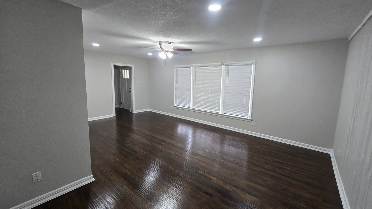 6612 Locke Ave - Photo 6 of 16