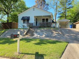 featured image of 1415 W Crawford St