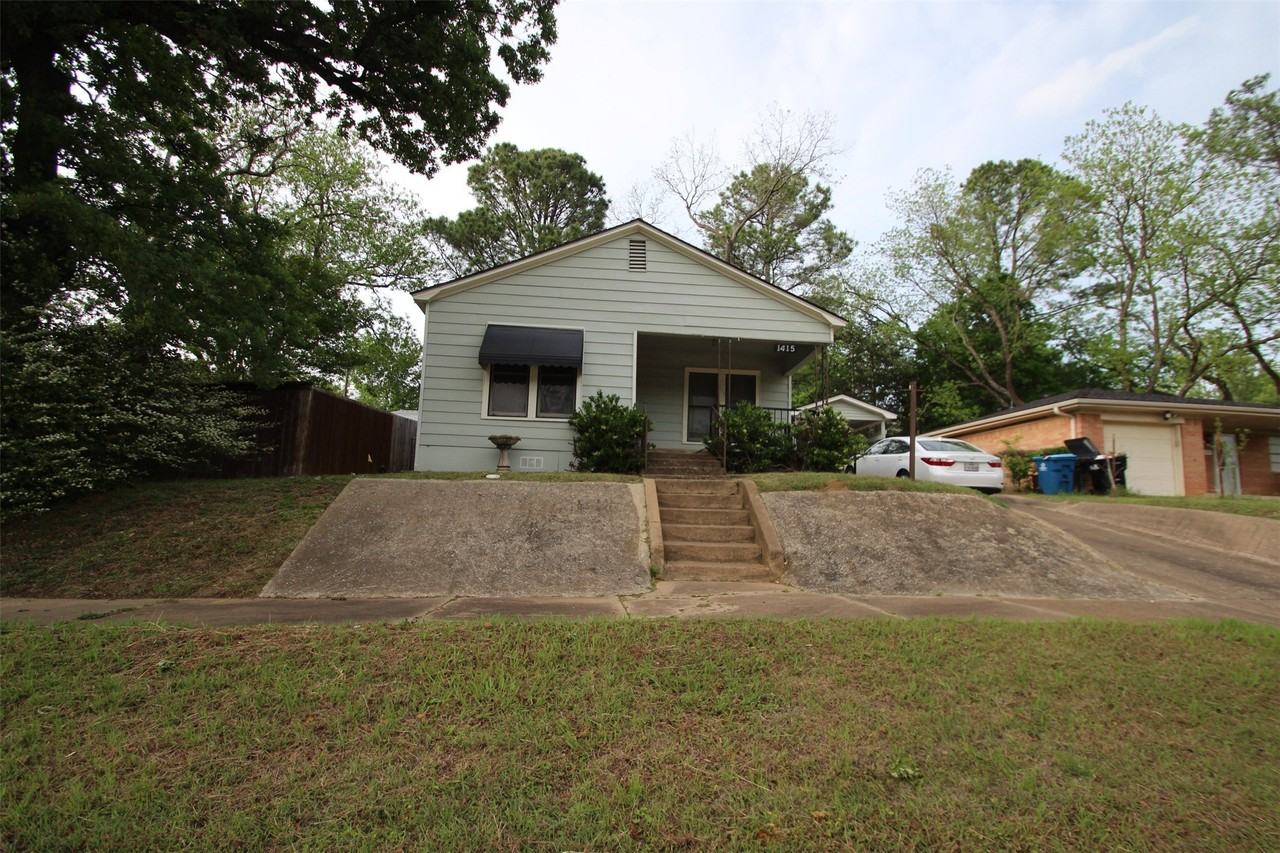 1415 W Crawford St - Photo 2 of 39