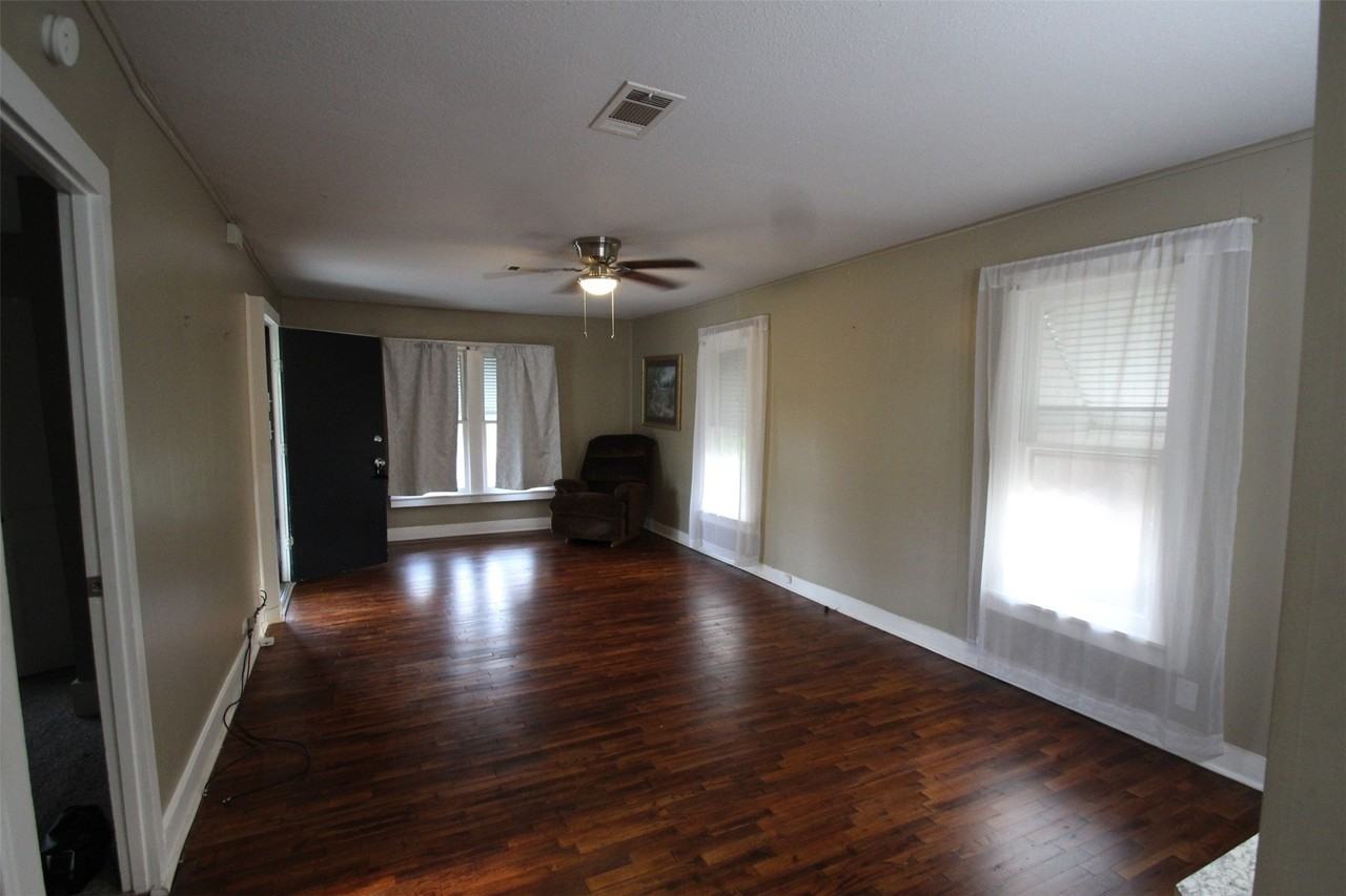 1415 W Crawford St - Photo 6 of 39