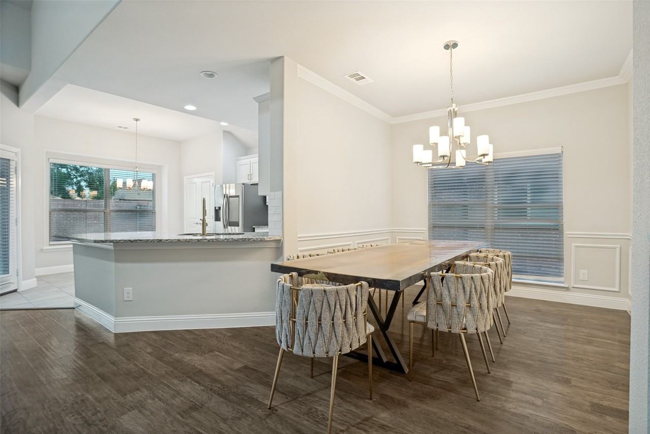 3406 Herron Dr - Photo 4 of 25