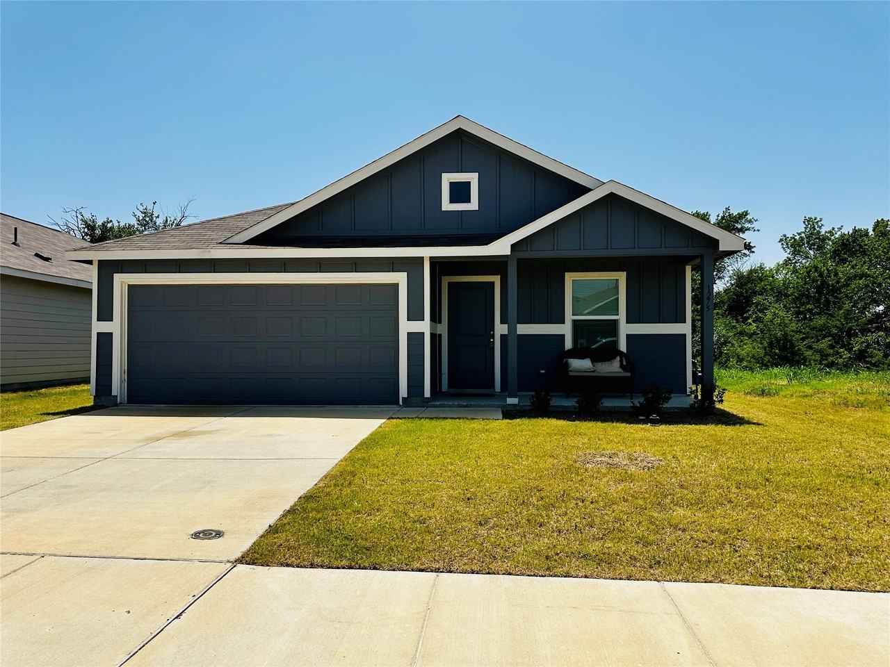 1275 Eclipse Ln