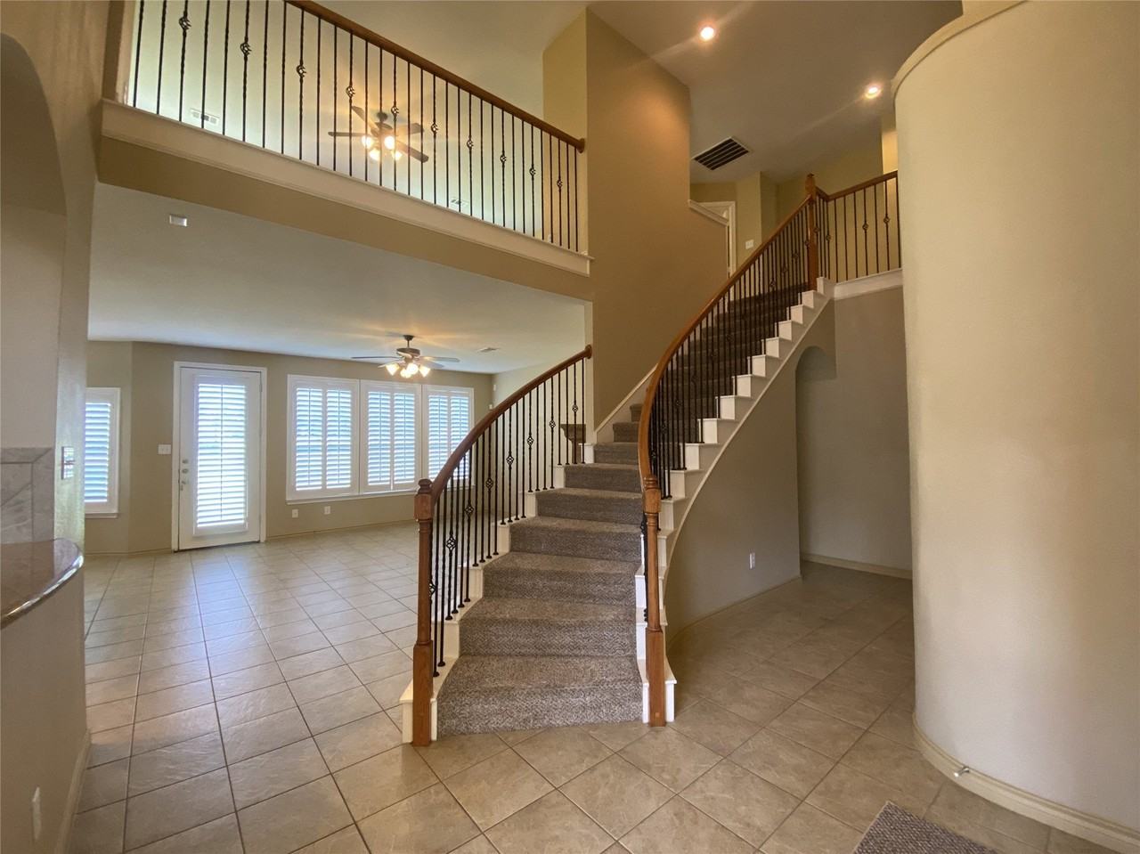 12273 Angelo Dr - Photo 3 of 20