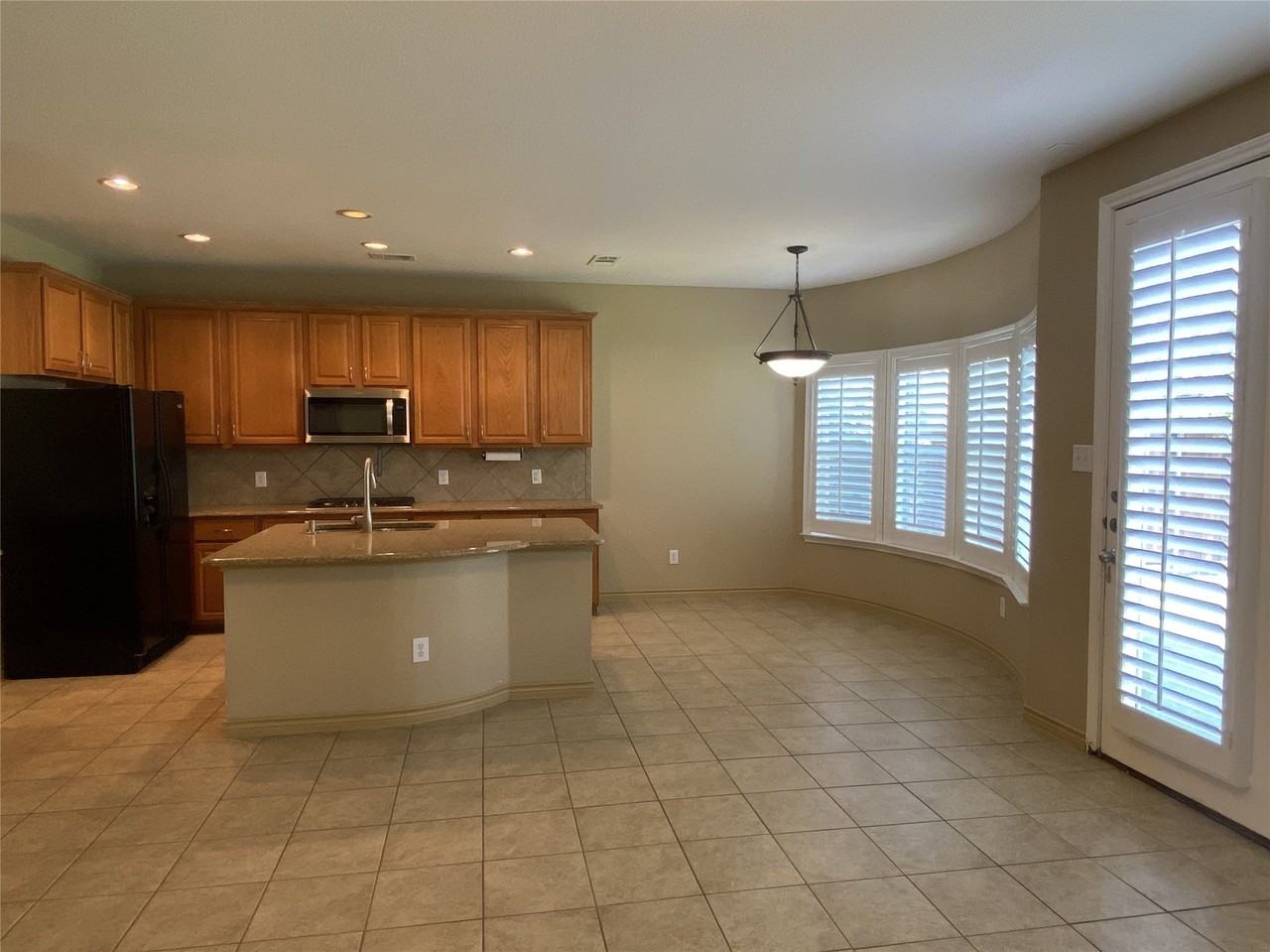 12273 Angelo Dr - Photo 5 of 20