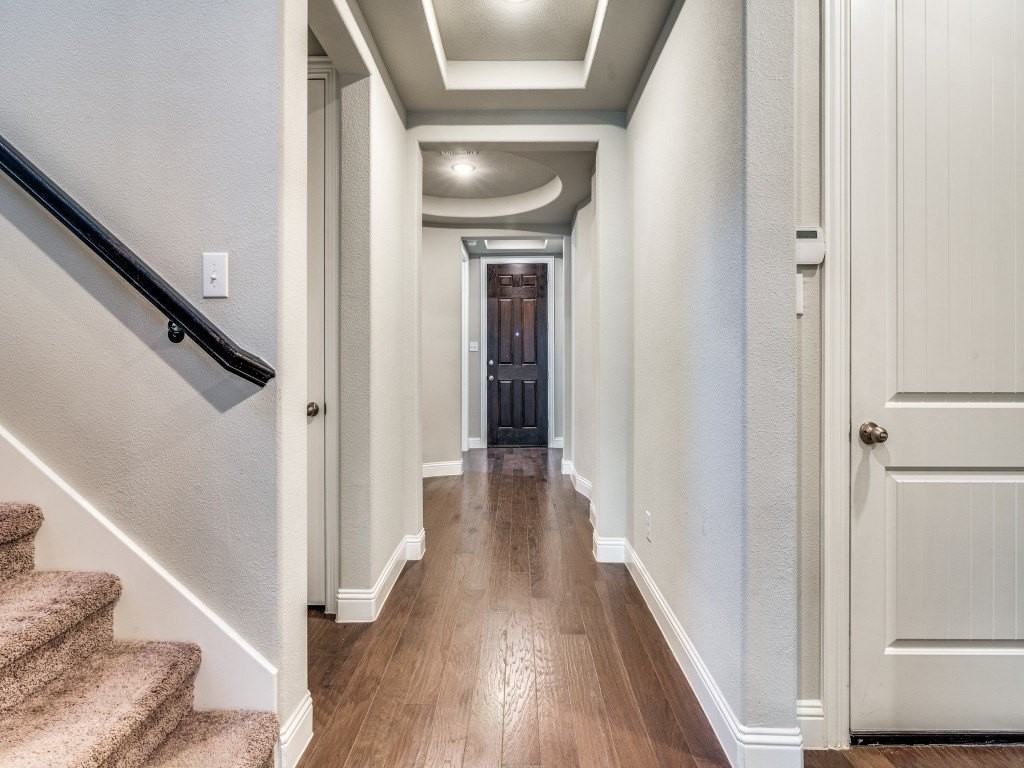 2156 Bailey St - Photo 3 of 25
