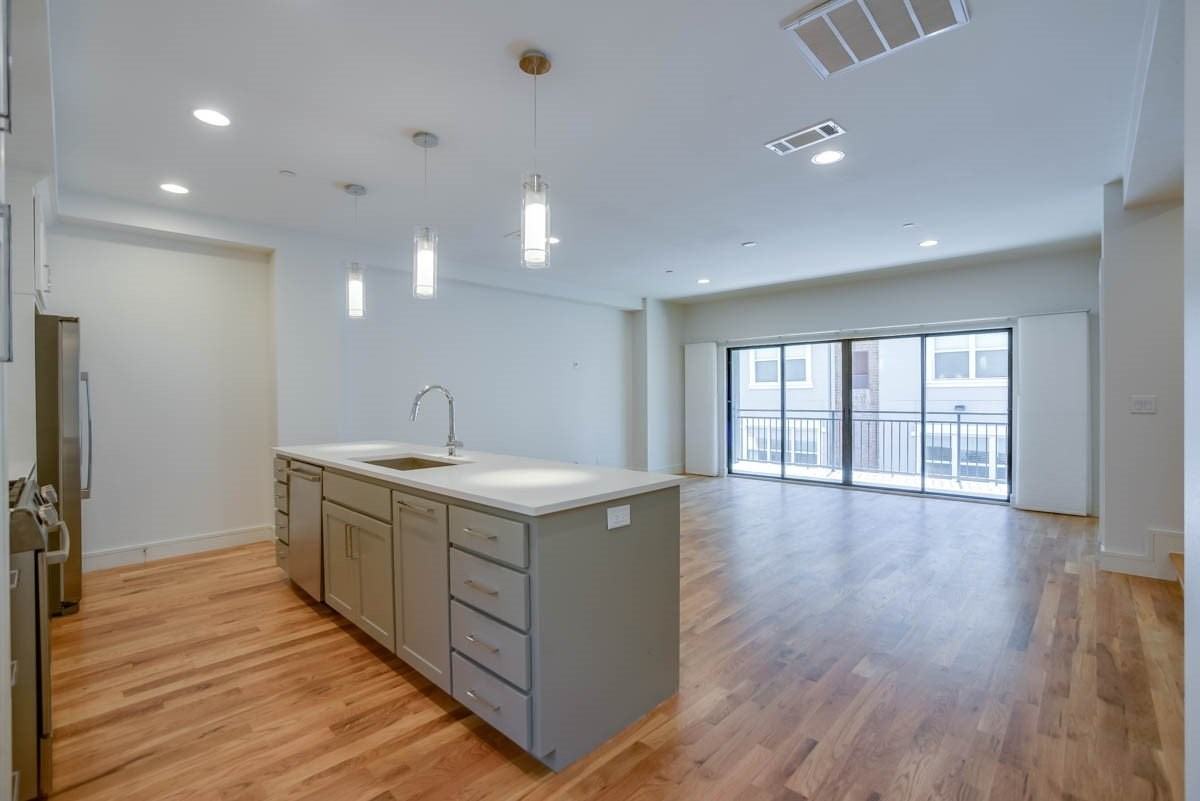 2127 Clark St #104 - Photo 2 of 24