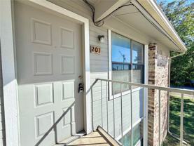 2526 W Prairie St #201 - Photo 1 of 1