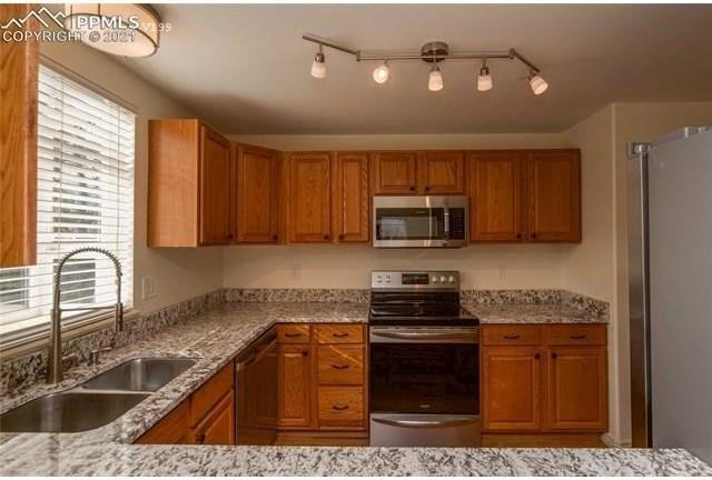 7244 White Buffalo Rd - Photo 5 of 37
