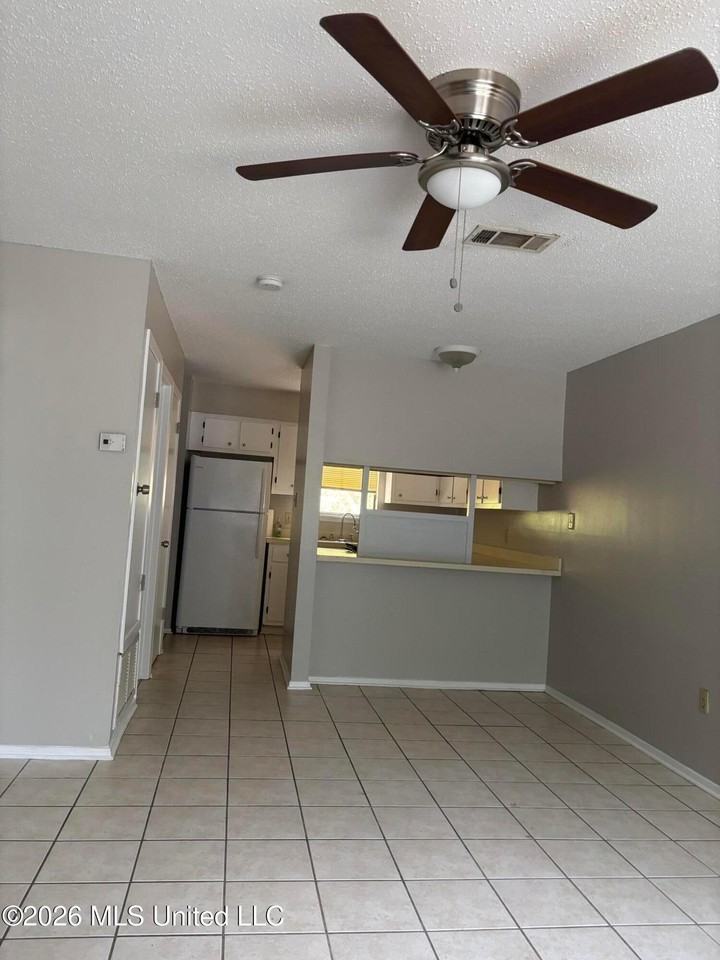 15500 Big Ridge Rd - Photo 2 of 6