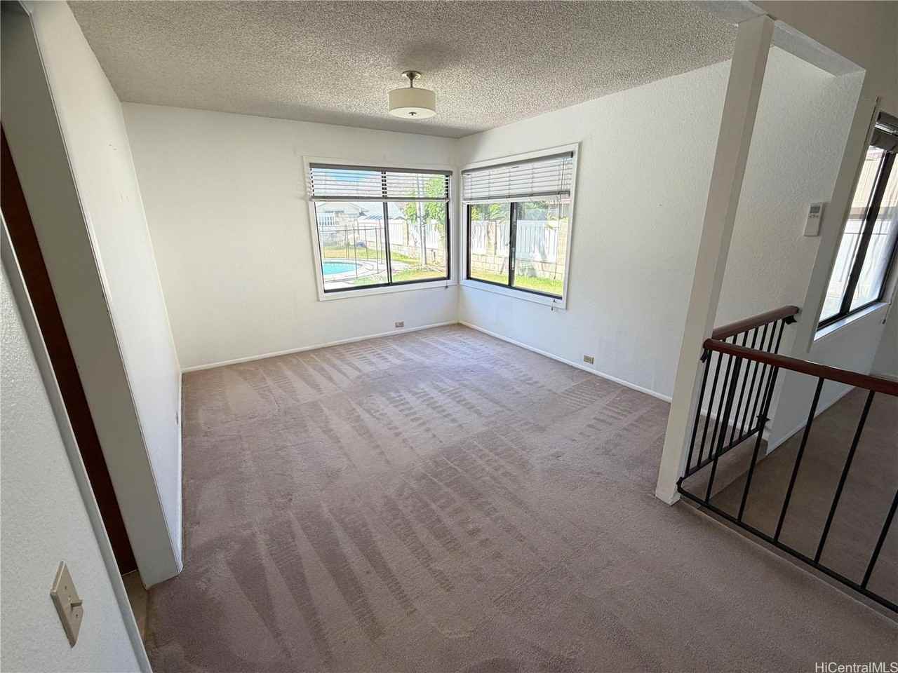 7506 Kekaa St - Photo 6 of 12