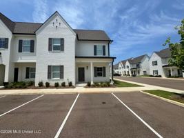 featured image of 701 Southview Dr
