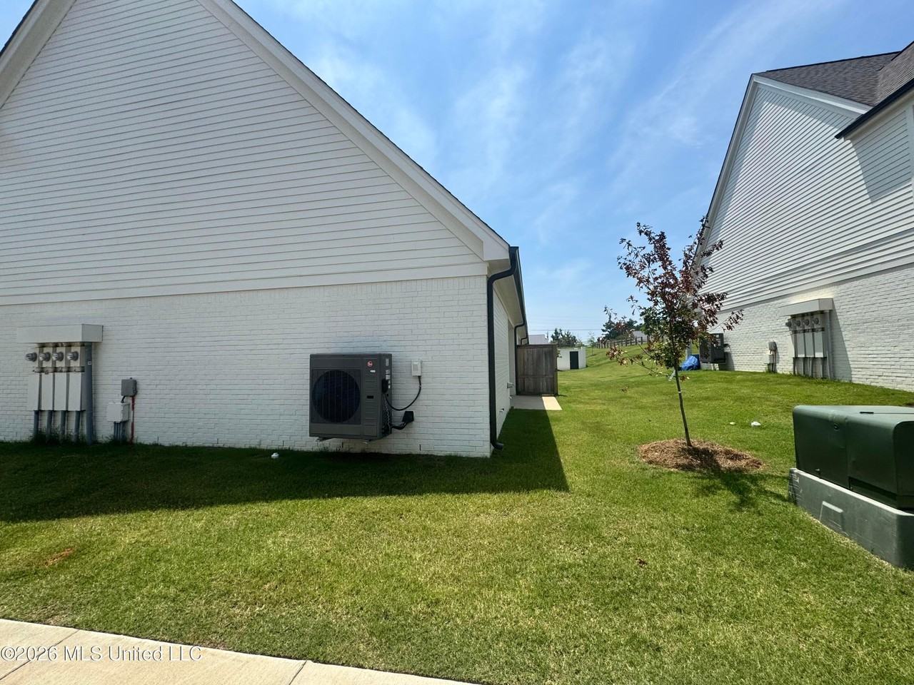 701 Southview Dr - Photo 5 of 31