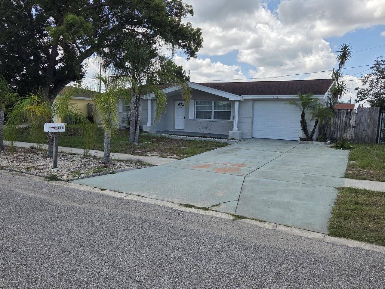 5714 Casino Dr - Photo 2 of 15