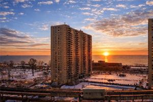 featured image of 2944 W 5th St