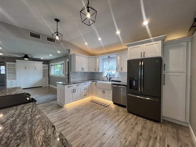 1501 W Perdiz St - Photo 7 of 24