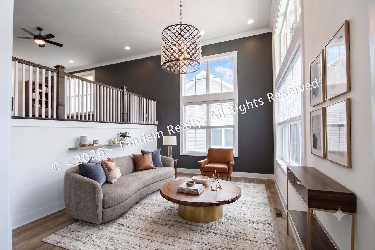 526 Wedgewood Ave